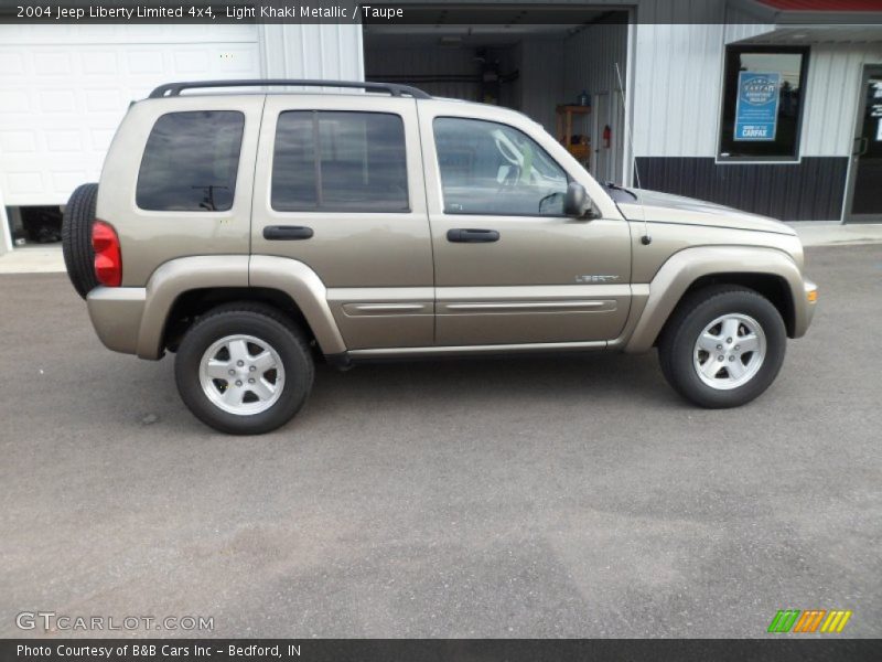 Light Khaki Metallic / Taupe 2004 Jeep Liberty Limited 4x4