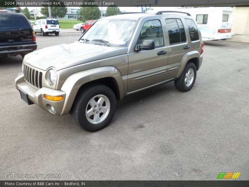 Light Khaki Metallic / Taupe 2004 Jeep Liberty Limited 4x4