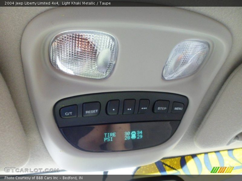 Light Khaki Metallic / Taupe 2004 Jeep Liberty Limited 4x4