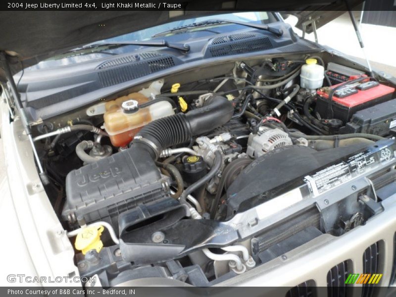 Light Khaki Metallic / Taupe 2004 Jeep Liberty Limited 4x4