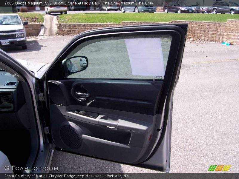 Bright Silver Metallic / Dark Slate Gray/Medium Slate Gray 2005 Dodge Magnum R/T