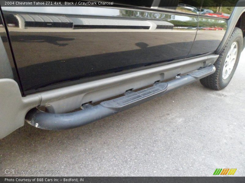 Black / Gray/Dark Charcoal 2004 Chevrolet Tahoe Z71 4x4