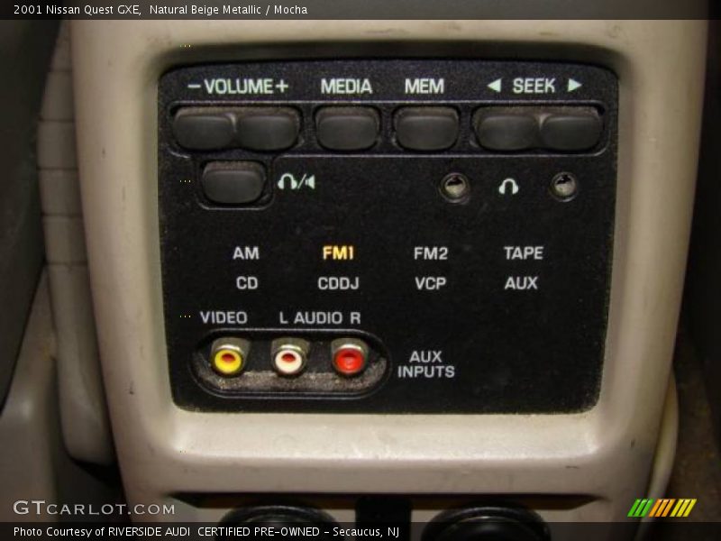Natural Beige Metallic / Mocha 2001 Nissan Quest GXE