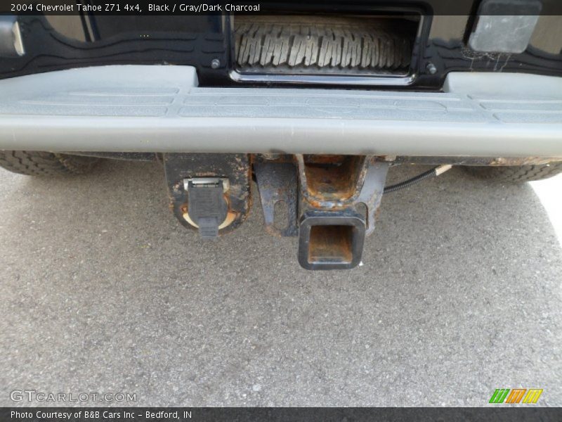 Black / Gray/Dark Charcoal 2004 Chevrolet Tahoe Z71 4x4