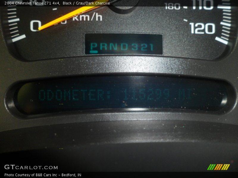 Black / Gray/Dark Charcoal 2004 Chevrolet Tahoe Z71 4x4