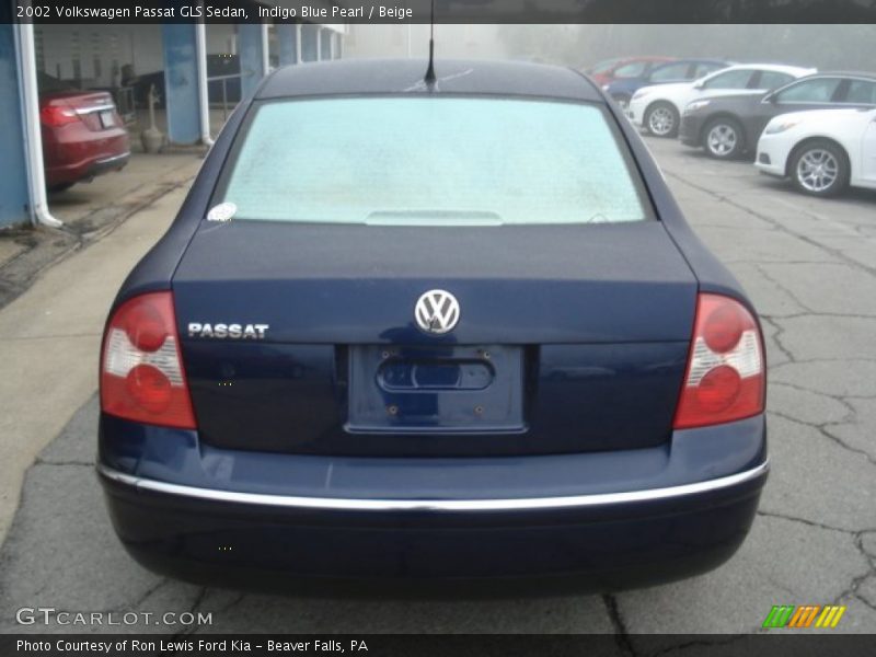 Indigo Blue Pearl / Beige 2002 Volkswagen Passat GLS Sedan