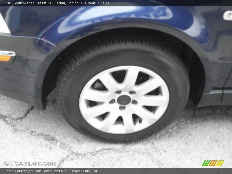 Indigo Blue Pearl / Beige 2002 Volkswagen Passat GLS Sedan