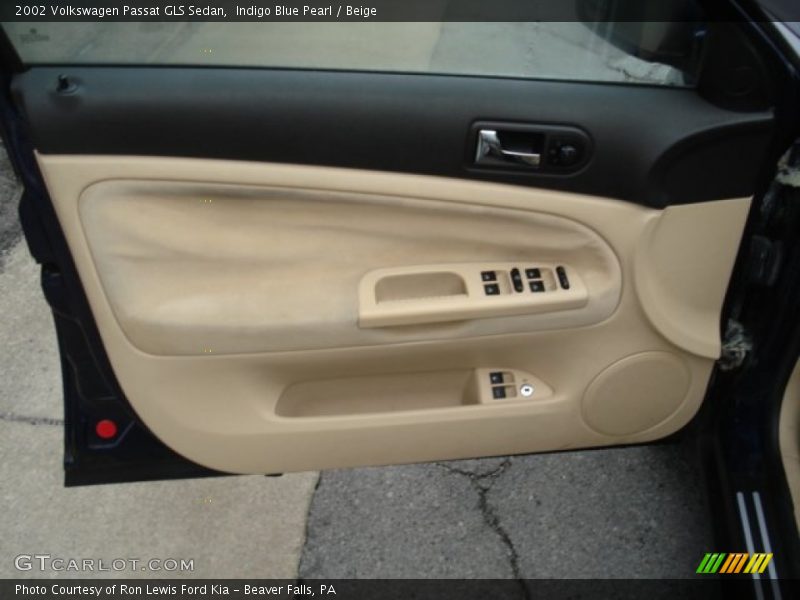 Indigo Blue Pearl / Beige 2002 Volkswagen Passat GLS Sedan