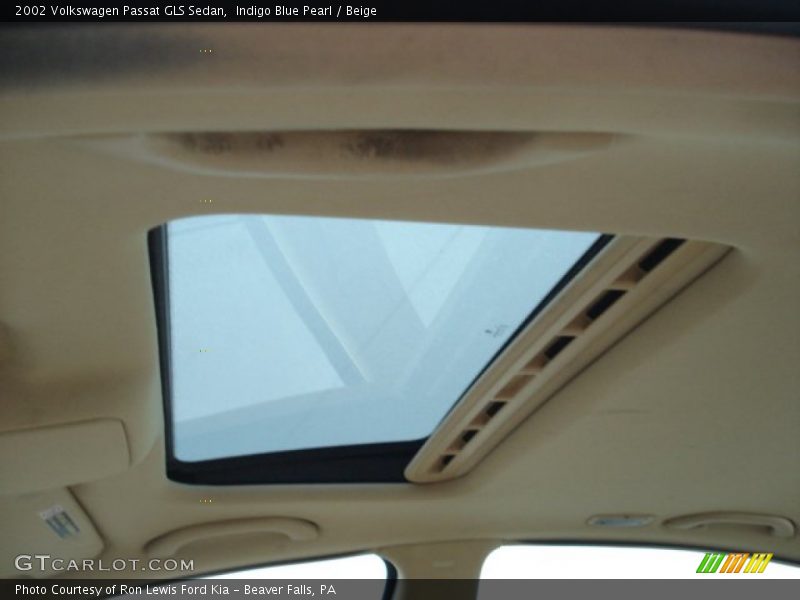 Indigo Blue Pearl / Beige 2002 Volkswagen Passat GLS Sedan