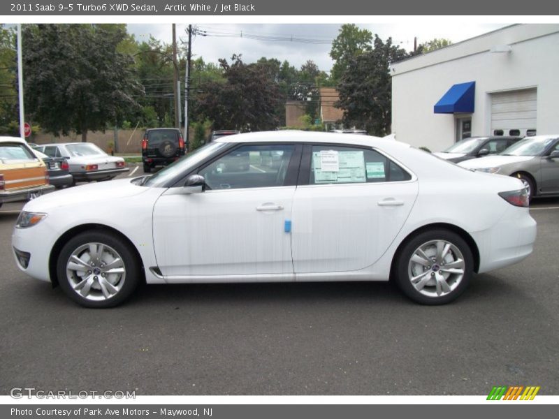 Arctic White / Jet Black 2011 Saab 9-5 Turbo6 XWD Sedan