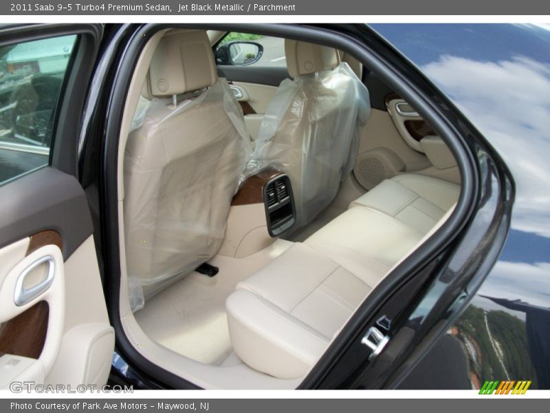 Jet Black Metallic / Parchment 2011 Saab 9-5 Turbo4 Premium Sedan