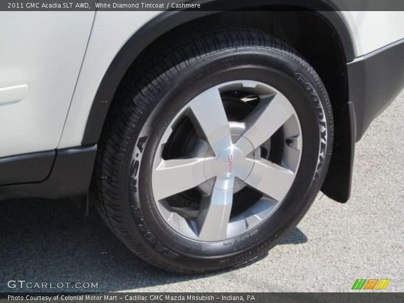 White Diamond Tintcoat / Cashmere 2011 GMC Acadia SLT AWD
