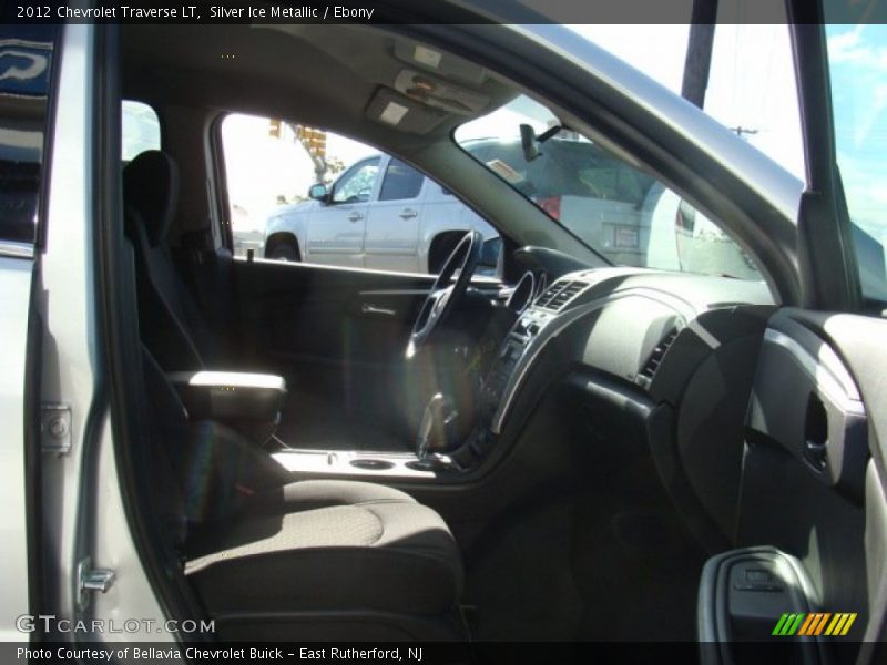Silver Ice Metallic / Ebony 2012 Chevrolet Traverse LT