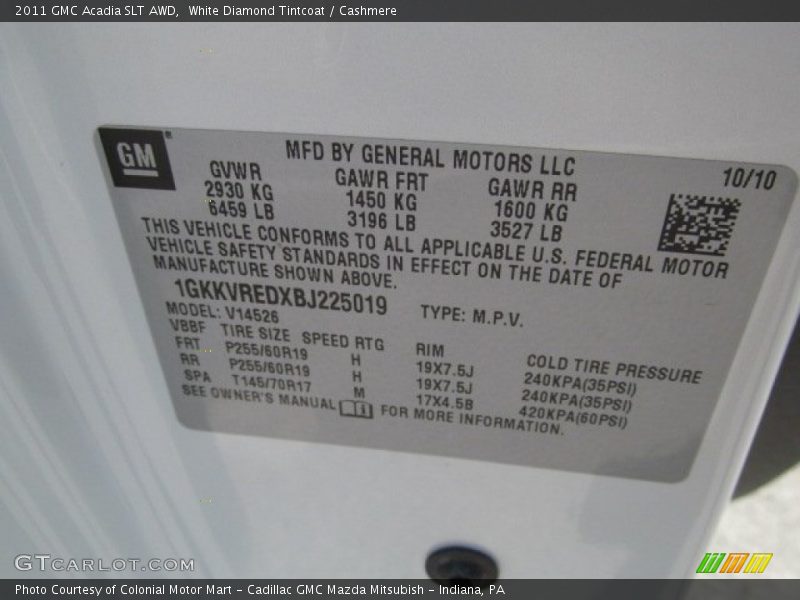 White Diamond Tintcoat / Cashmere 2011 GMC Acadia SLT AWD