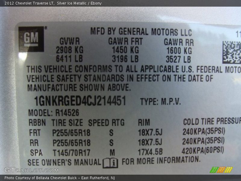 Silver Ice Metallic / Ebony 2012 Chevrolet Traverse LT