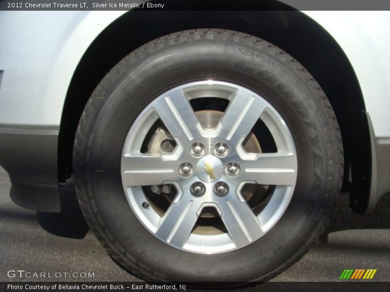 Silver Ice Metallic / Ebony 2012 Chevrolet Traverse LT