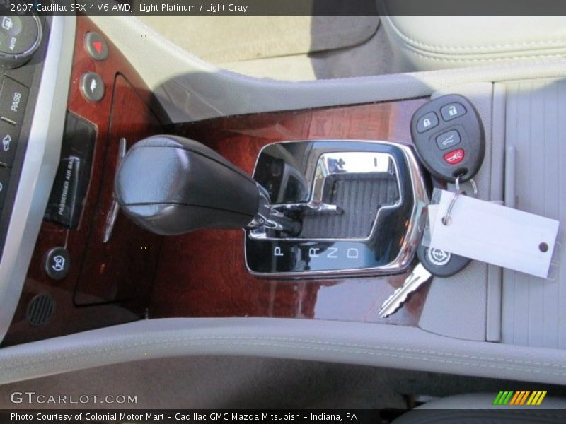 Light Platinum / Light Gray 2007 Cadillac SRX 4 V6 AWD