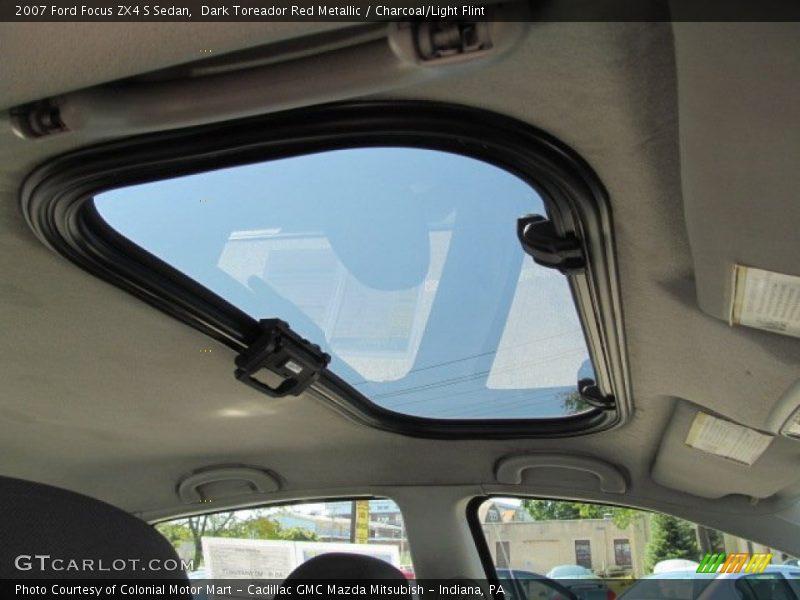 Dark Toreador Red Metallic / Charcoal/Light Flint 2007 Ford Focus ZX4 S Sedan