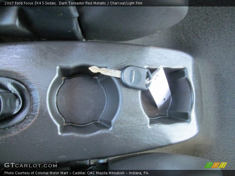 Dark Toreador Red Metallic / Charcoal/Light Flint 2007 Ford Focus ZX4 S Sedan