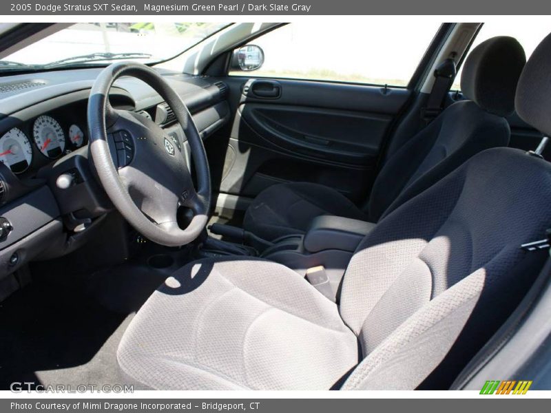 Magnesium Green Pearl / Dark Slate Gray 2005 Dodge Stratus SXT Sedan
