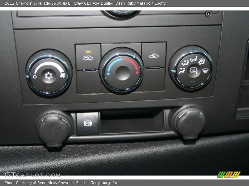 Controls of 2013 Silverado 3500HD LT Crew Cab 4x4 Dually