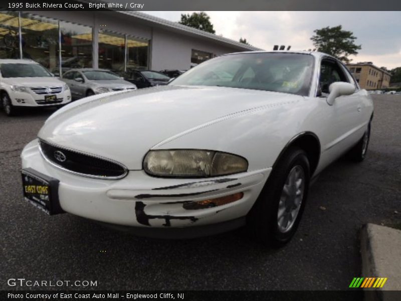 Bright White / Gray 1995 Buick Riviera Coupe