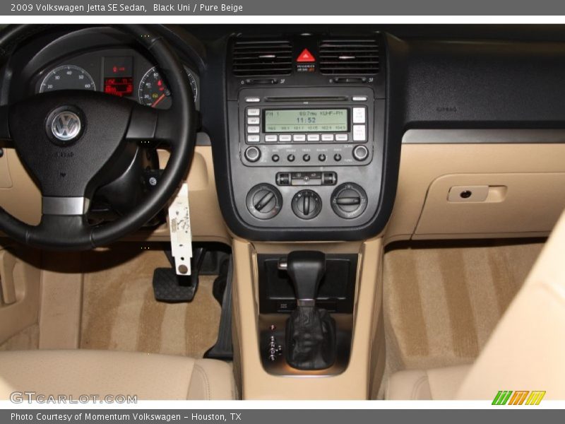 Black Uni / Pure Beige 2009 Volkswagen Jetta SE Sedan