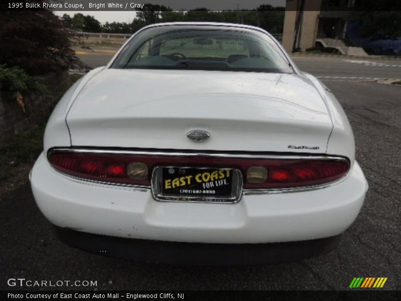 Bright White / Gray 1995 Buick Riviera Coupe