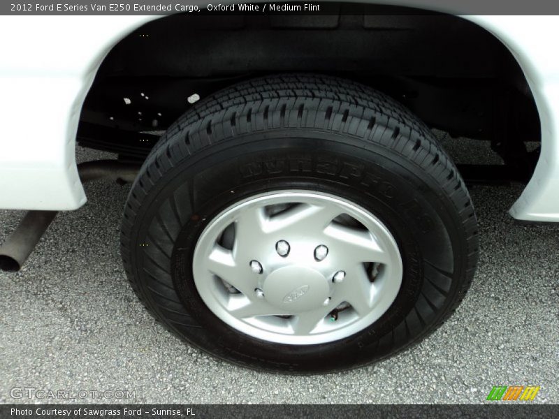  2012 E Series Van E250 Extended Cargo Wheel