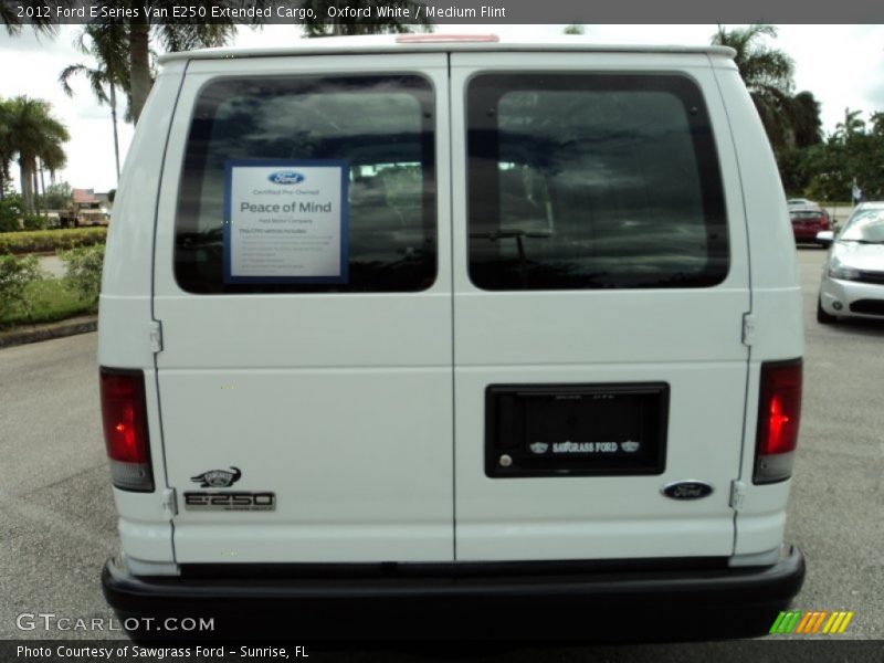 Oxford White / Medium Flint 2012 Ford E Series Van E250 Extended Cargo