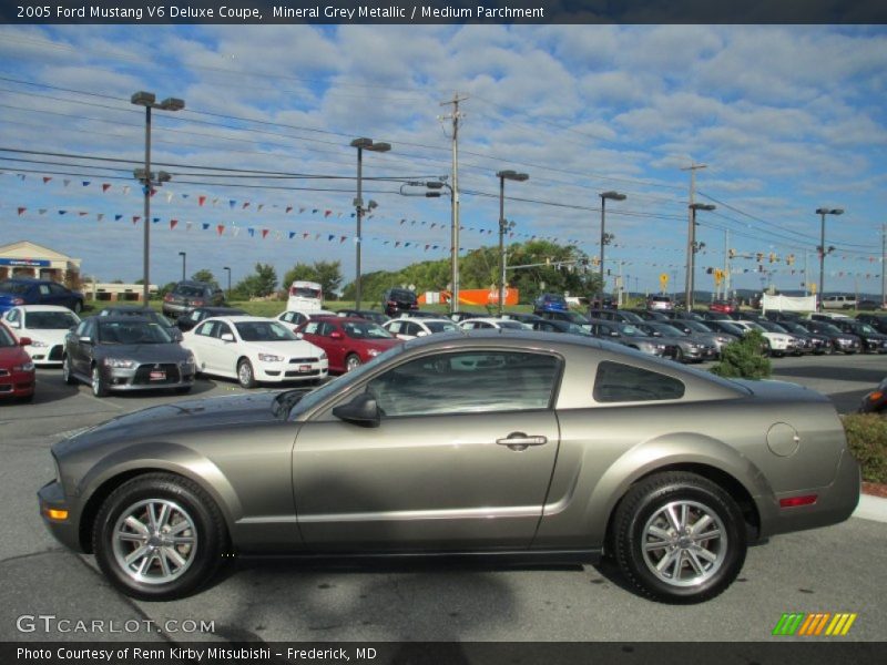 Mineral Grey Metallic / Medium Parchment 2005 Ford Mustang V6 Deluxe Coupe