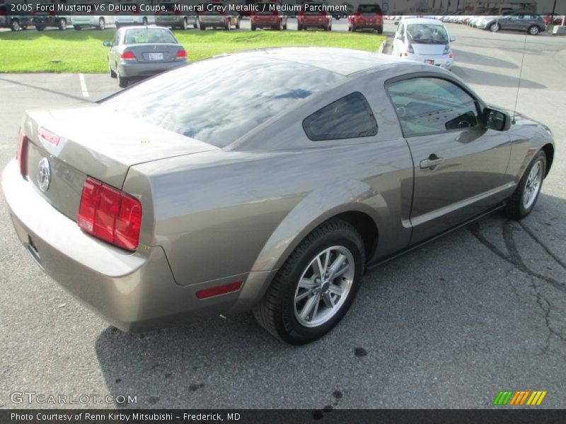 Mineral Grey Metallic / Medium Parchment 2005 Ford Mustang V6 Deluxe Coupe