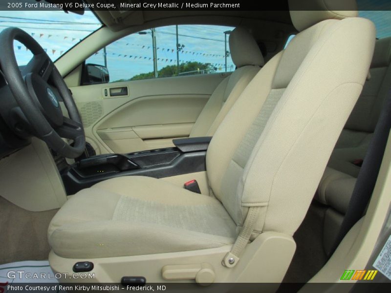 Mineral Grey Metallic / Medium Parchment 2005 Ford Mustang V6 Deluxe Coupe
