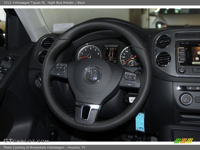 Night Blue Metallic / Black 2013 Volkswagen Tiguan SE