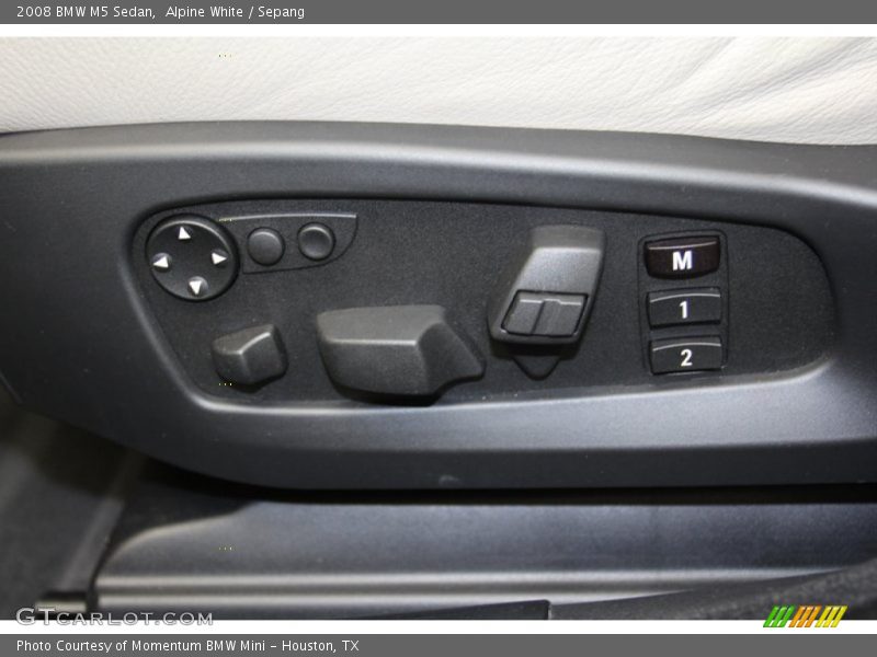 Controls of 2008 M5 Sedan