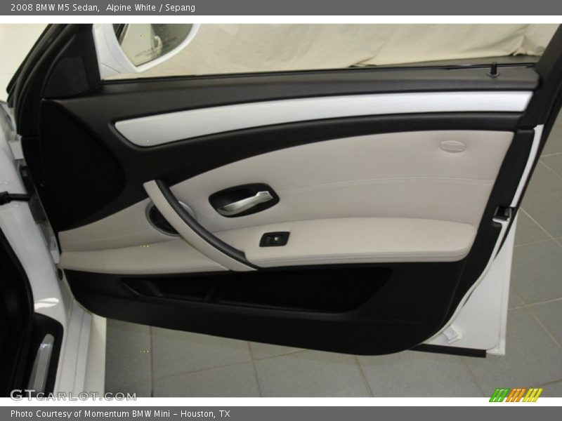 Alpine White / Sepang 2008 BMW M5 Sedan