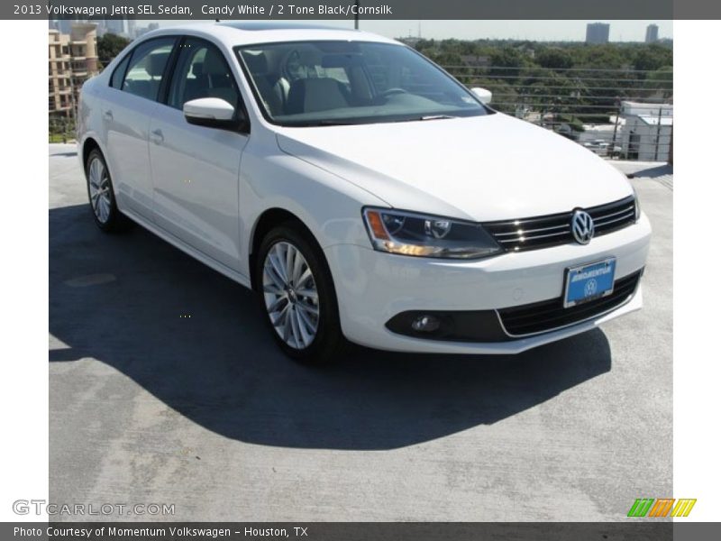 Candy White / 2 Tone Black/Cornsilk 2013 Volkswagen Jetta SEL Sedan