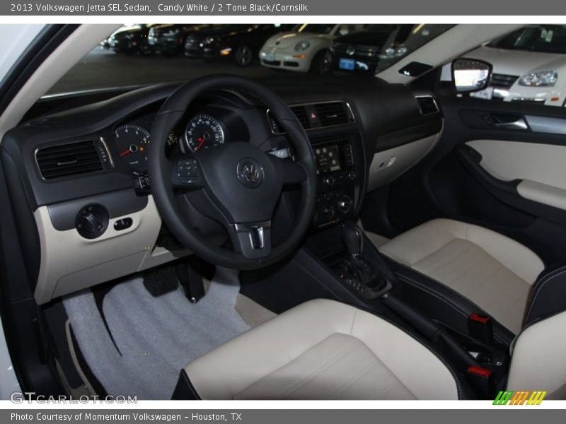 Candy White / 2 Tone Black/Cornsilk 2013 Volkswagen Jetta SEL Sedan