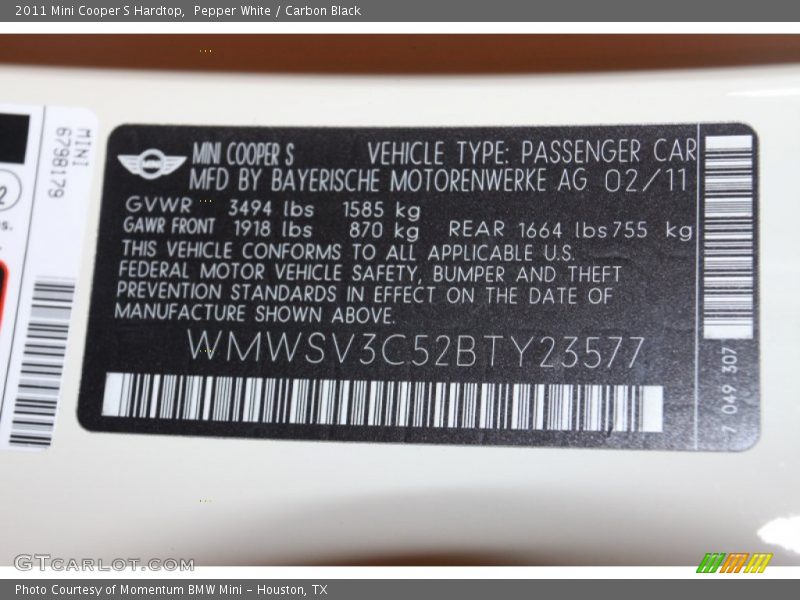 Pepper White / Carbon Black 2011 Mini Cooper S Hardtop