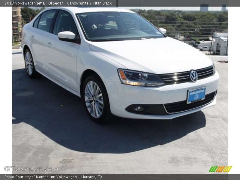 Candy White / Titan Black 2013 Volkswagen Jetta TDI Sedan