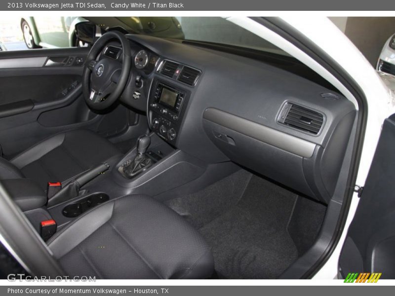 Candy White / Titan Black 2013 Volkswagen Jetta TDI Sedan