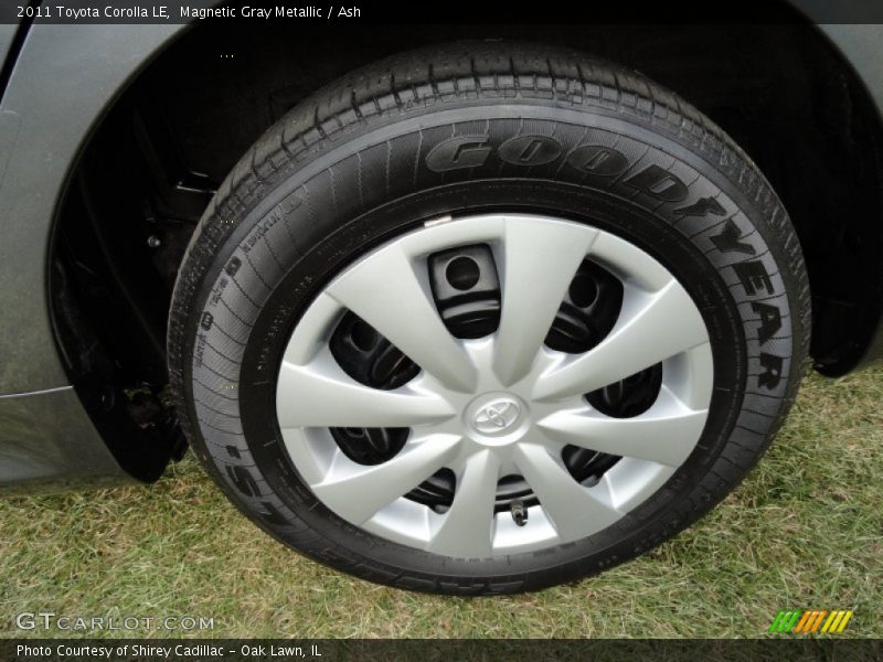 Magnetic Gray Metallic / Ash 2011 Toyota Corolla LE