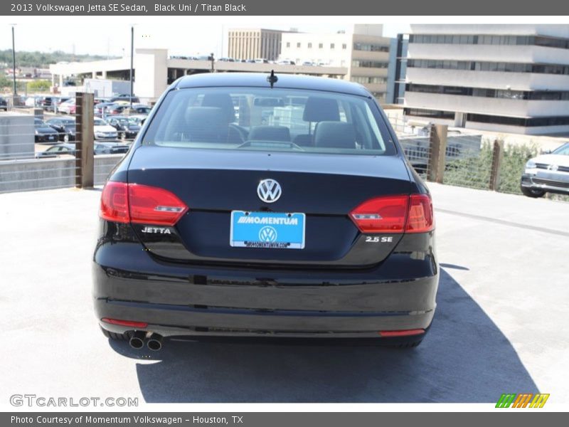 Black Uni / Titan Black 2013 Volkswagen Jetta SE Sedan