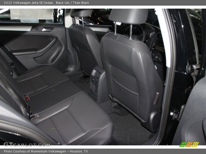 Black Uni / Titan Black 2013 Volkswagen Jetta SE Sedan