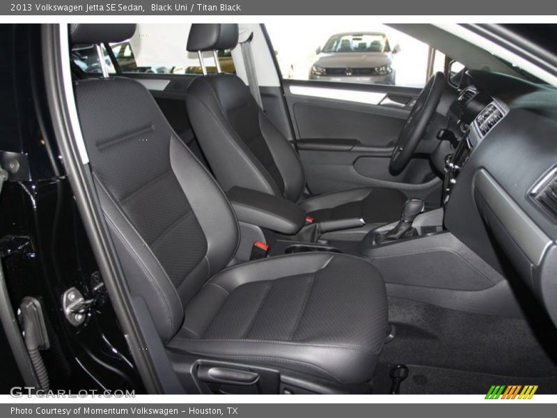 Black Uni / Titan Black 2013 Volkswagen Jetta SE Sedan
