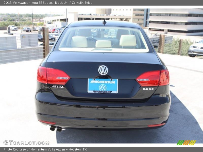 Black Uni / Cornsilk Beige 2013 Volkswagen Jetta SE Sedan