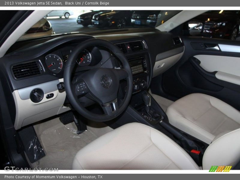 Black Uni / Cornsilk Beige 2013 Volkswagen Jetta SE Sedan