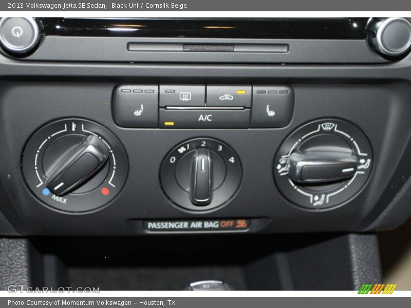 Black Uni / Cornsilk Beige 2013 Volkswagen Jetta SE Sedan