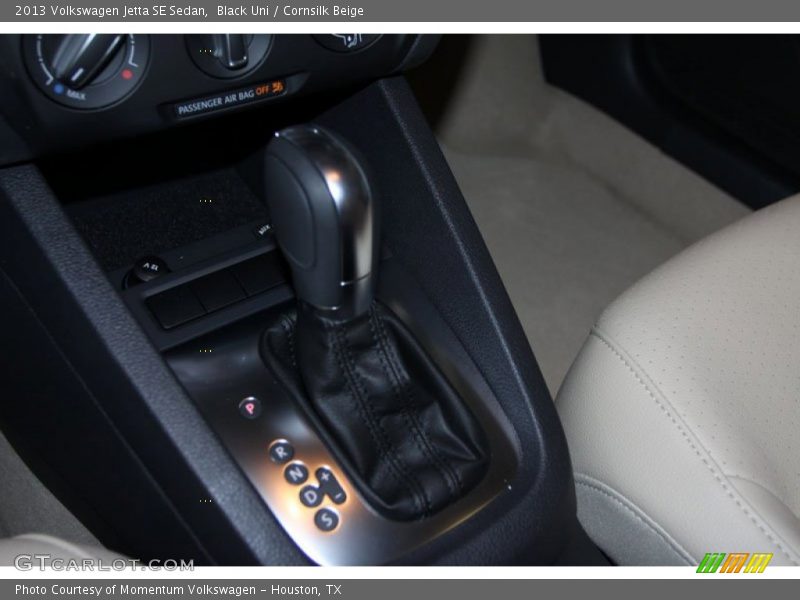 Black Uni / Cornsilk Beige 2013 Volkswagen Jetta SE Sedan