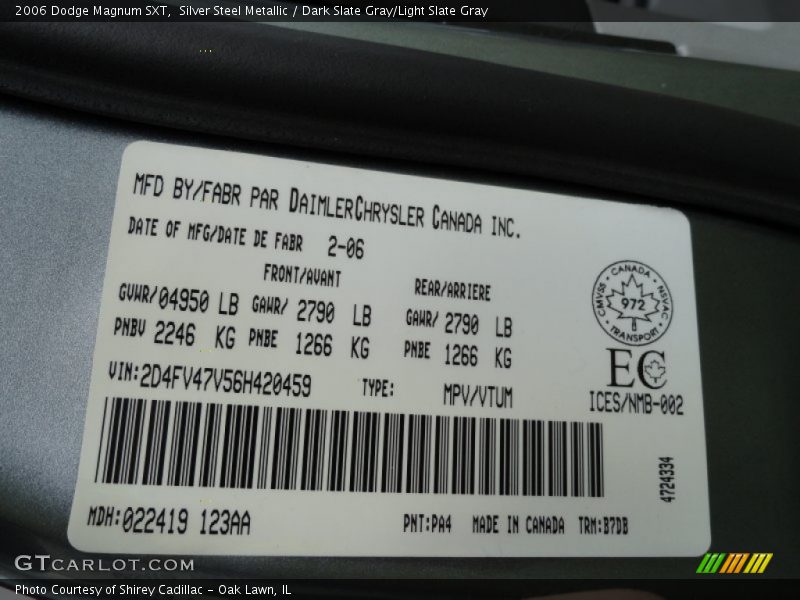 Silver Steel Metallic / Dark Slate Gray/Light Slate Gray 2006 Dodge Magnum SXT